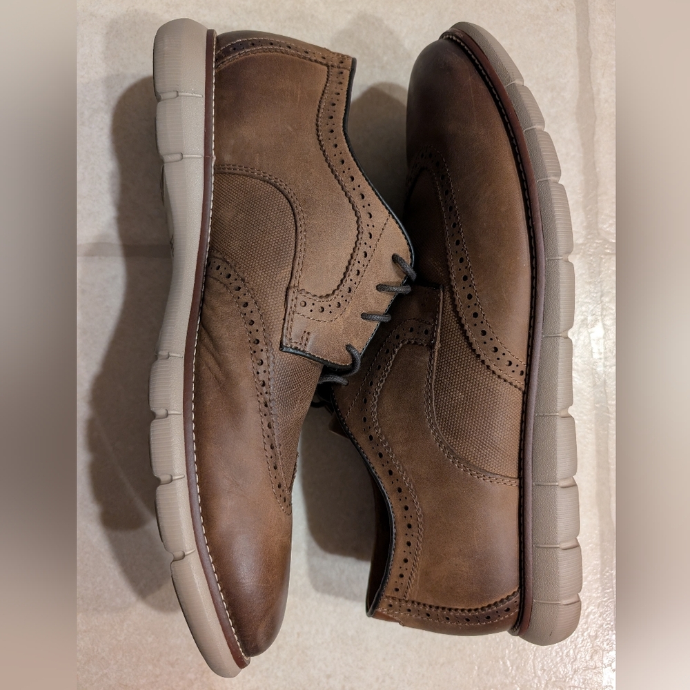 Johnston & Murphy Tan Leather Oxfords